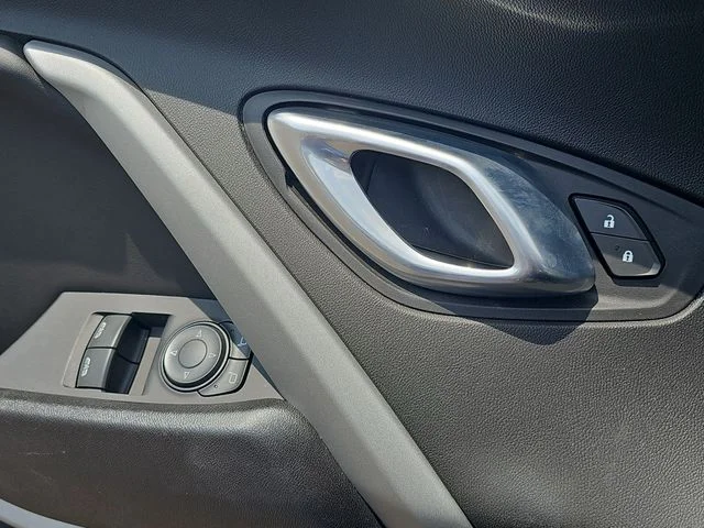 Used 2019 Blue Chevrolet 1LT image 26