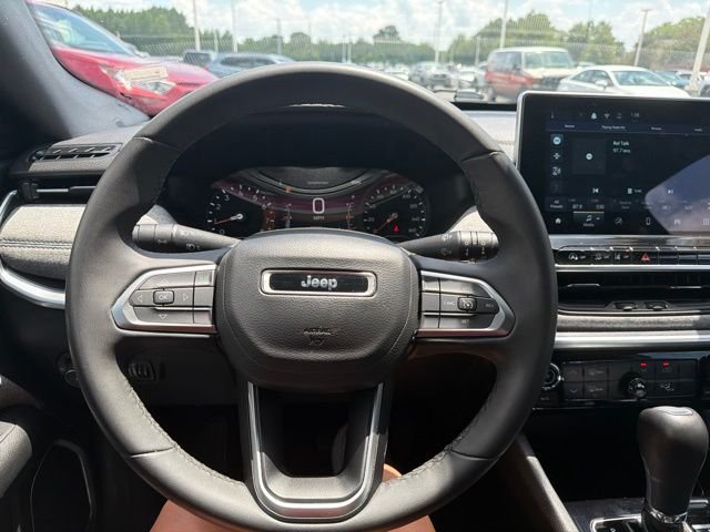 Used 2024 Blue Jeep Latitude image 30