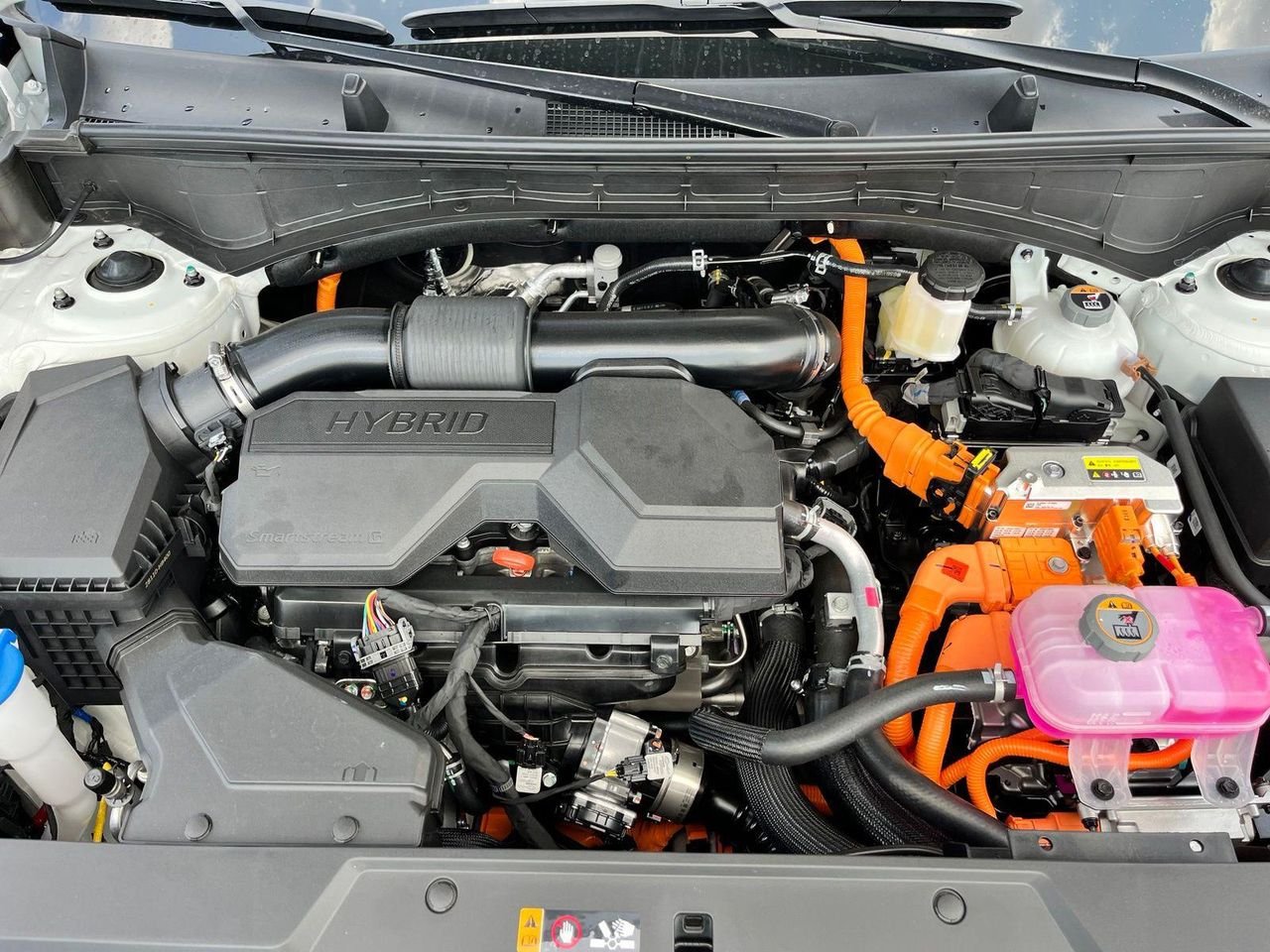 New 2027 White Hyundai Limited image 27