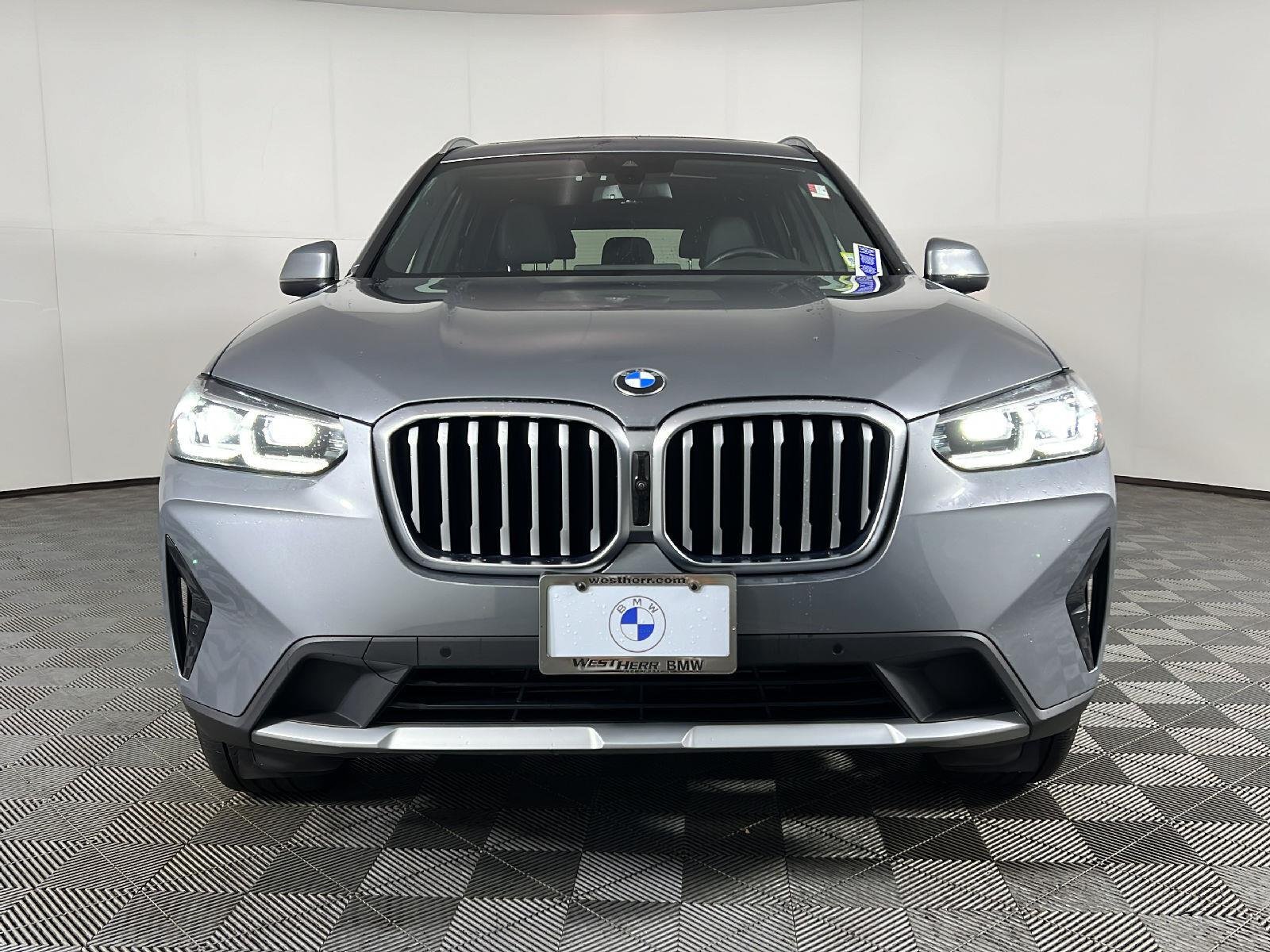 Used 2023 Skyscraper Gray Metallic BMW xDrive30i image 13