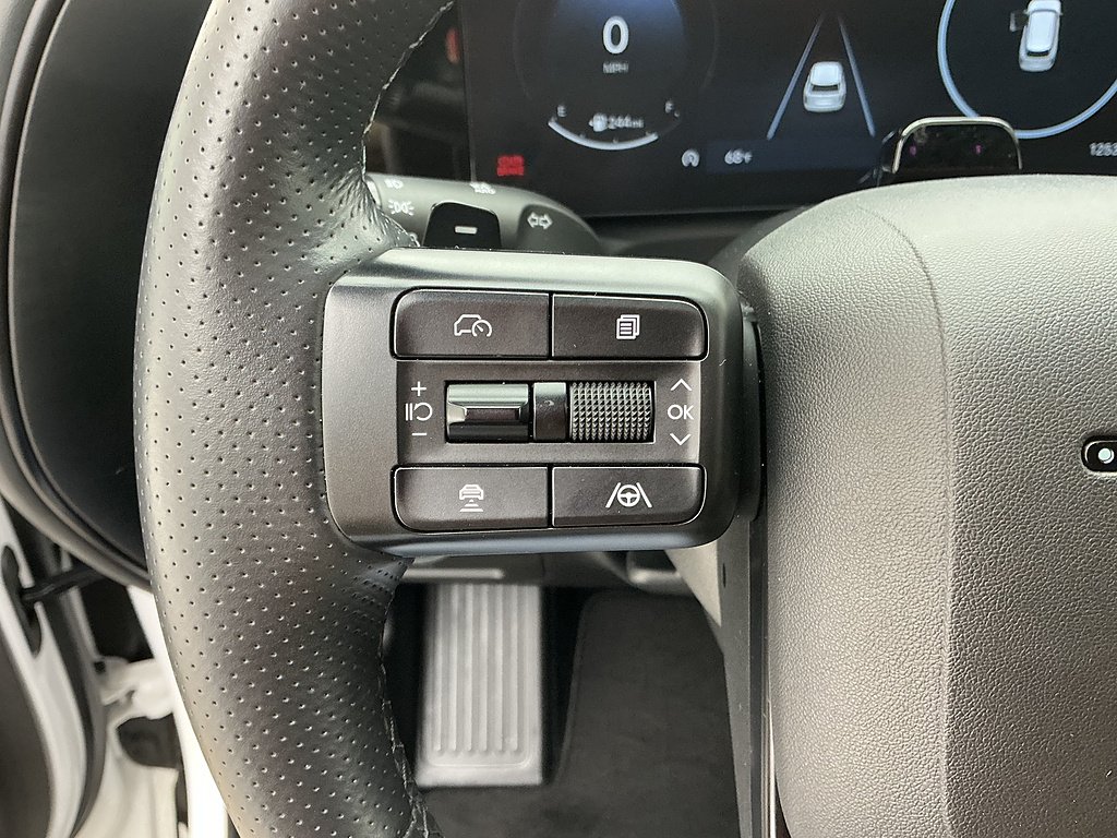 Used 2026 Creamy White Pearl Hyundai XRT Pro image 9