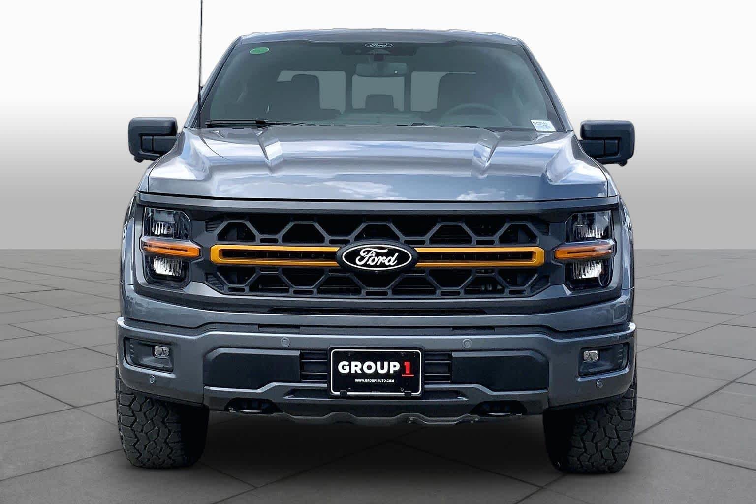 New 2026 Carbonized Gray Metallic Ford Tremor® image 3