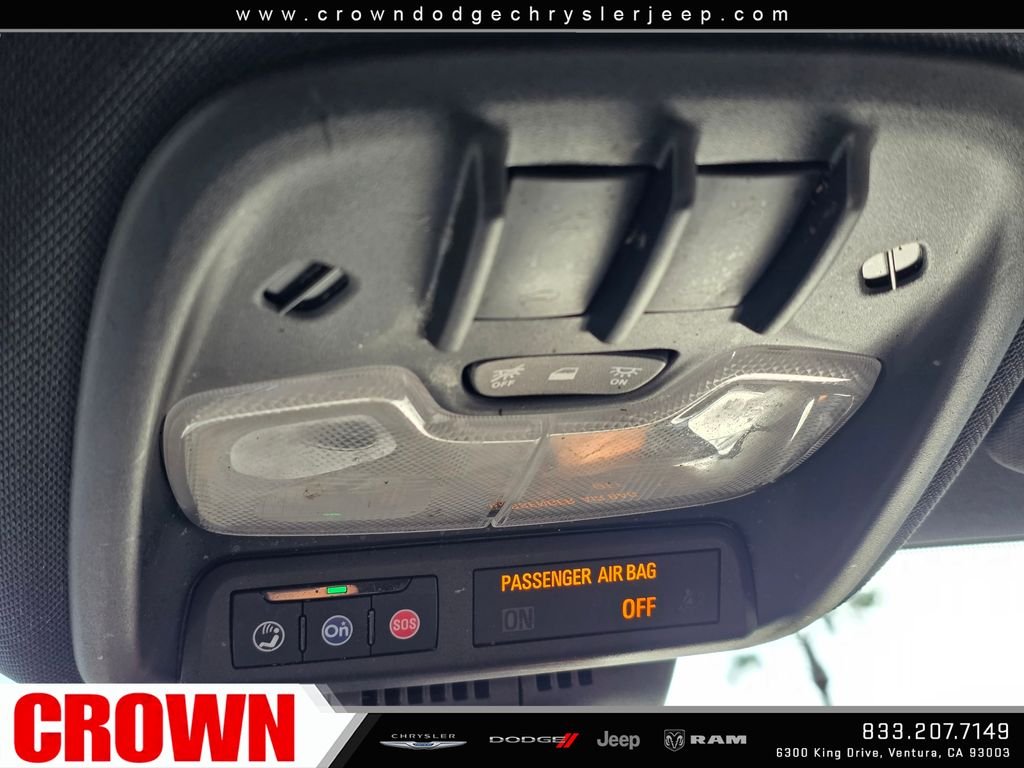 Used 2023 Black Chevrolet Z71 image 25