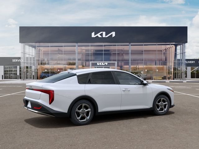 New 2026 Snow White Pearl Kia LXS image 7