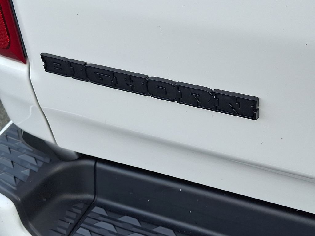 Used 2022 White Ram Big Horn/Lone Star image 31
