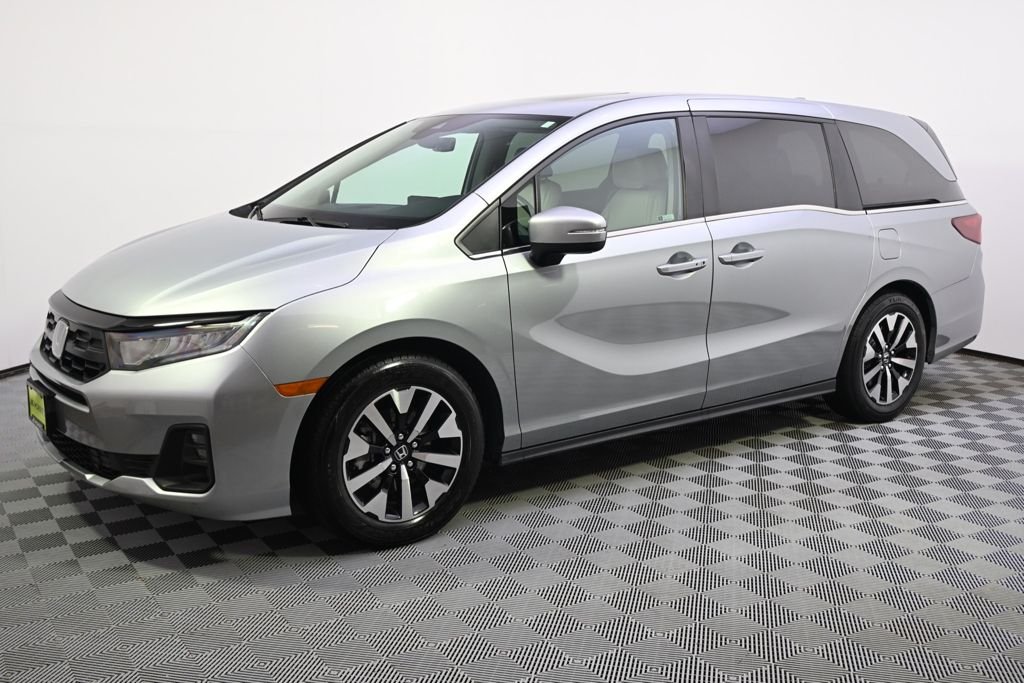 Used 2025 Honda Odyssey EX-L with VIN 5FNRL6H68SB074748 for sale in St. Louis Park, Minnesota