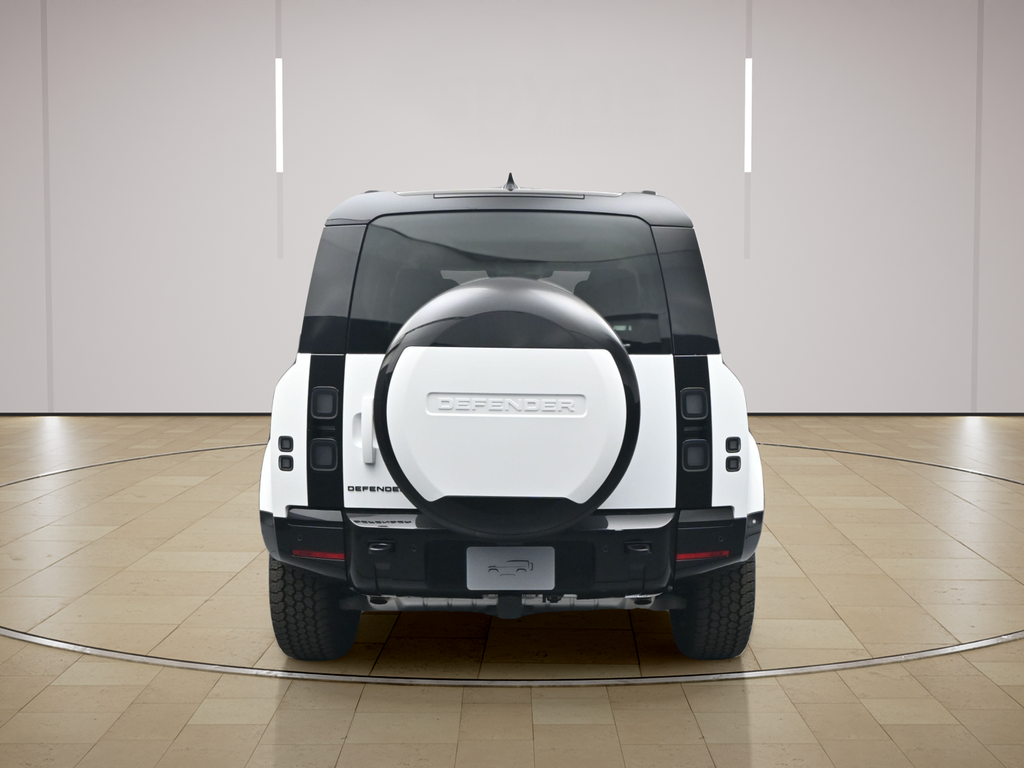 New 2026 White Land Rover X-Dynamic SE image 20
