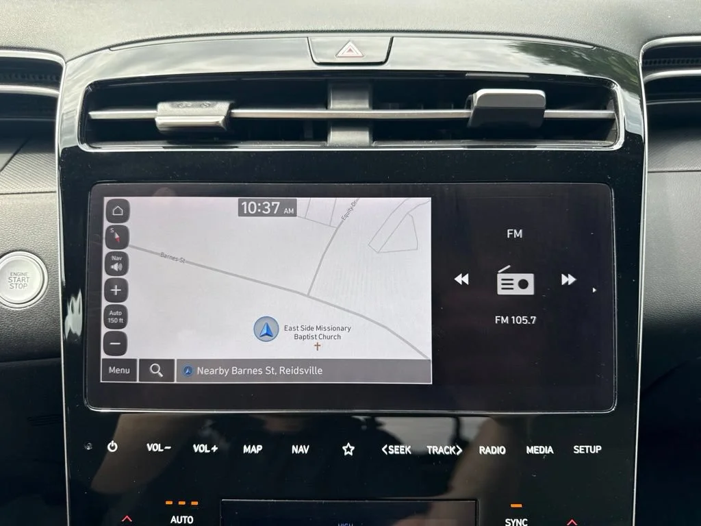 Used 2023  Hyundai SEL Premium image 21