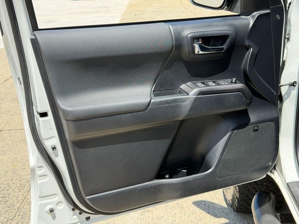 Used 2019 Super White Toyota TRD Pro image 13