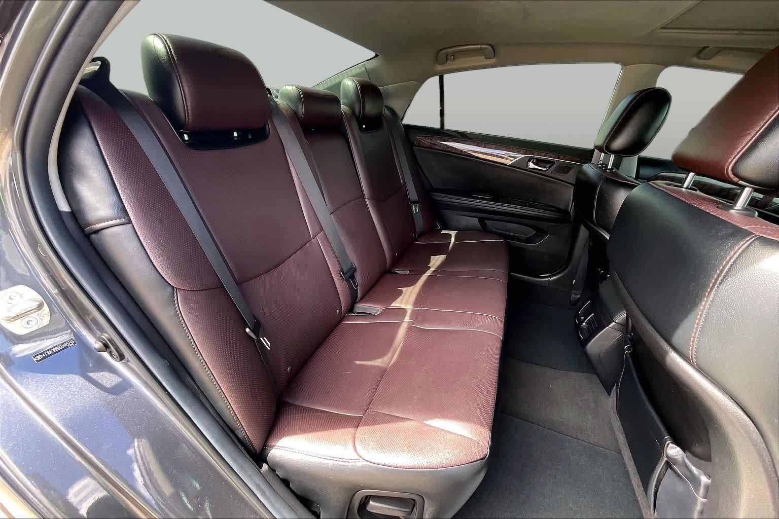 Used 2012 Magnetic Gray Metallic Toyota Limited image 17