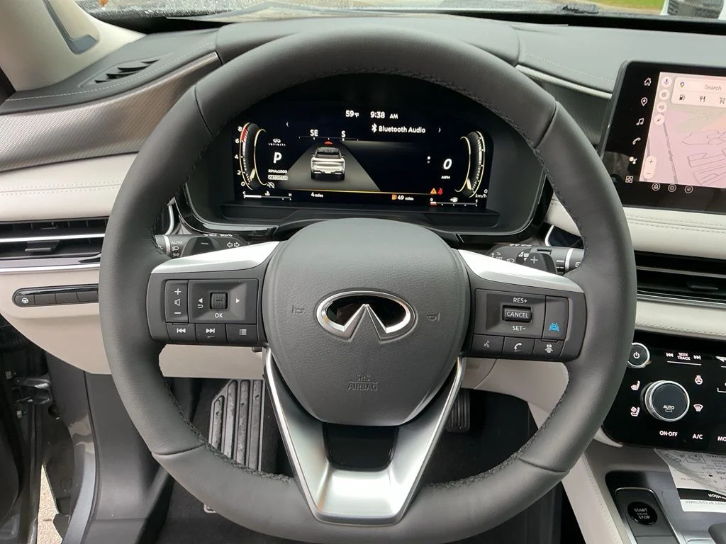 New 2026 GRAPHITE SHADOW INFINITI Luxe FWD image 16