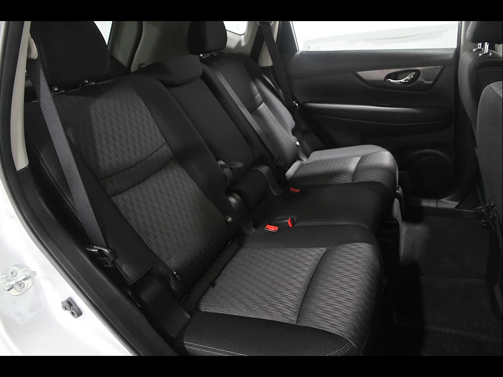 Used 2019 Brilliant Silver Metallic Nissan SV image 18