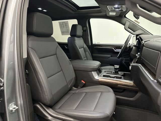 Used 2026 Silver GMC Elevation image 28
