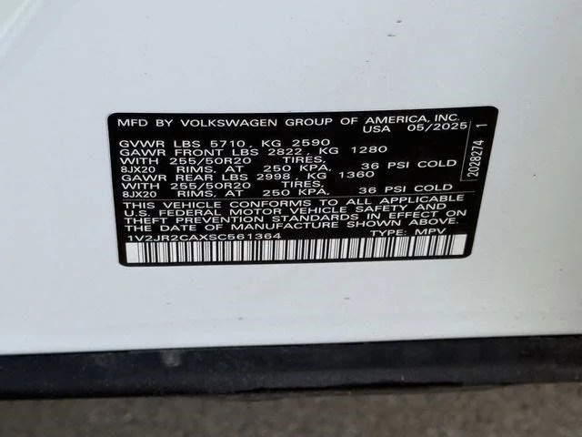 Certified Used 2025 White Volkswagen 2.0T SE w/Technology image 22