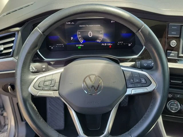 2024 Volkswagen Jetta SE - Photo 22