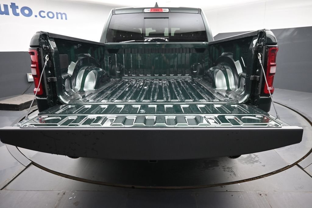 New 2026 Serrano-Green Metallic Exterior Paint RAM Laramie image 12