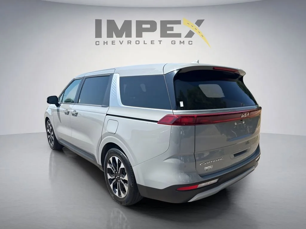 Used 2022  Kia EX image 3