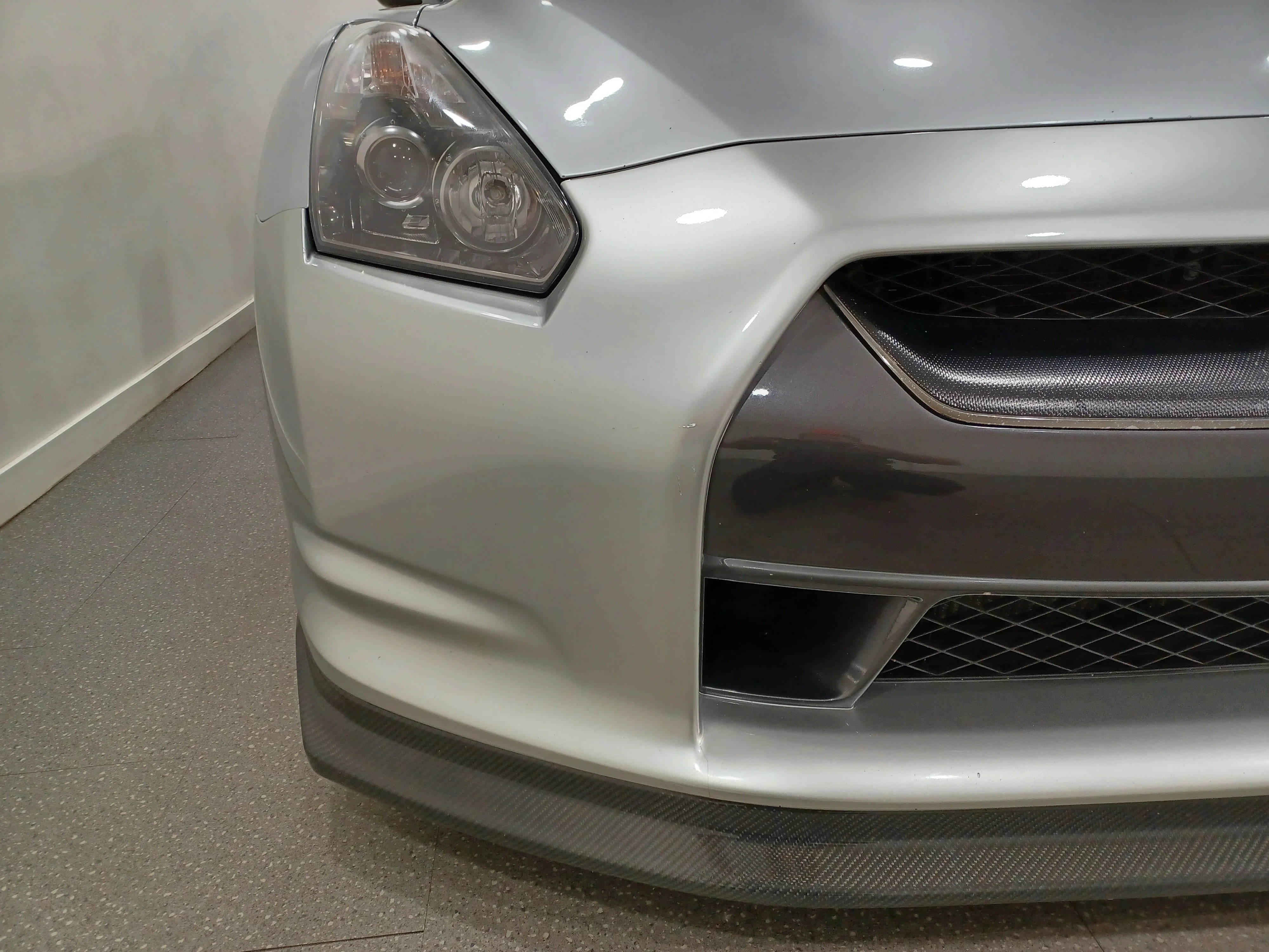 Used 2009 Silver Nissan Premium AWD*480HP!!! | Advan Wheels | Brembo Brakes | Htd Alcantara Seats | Bose Audio | Nav image 4