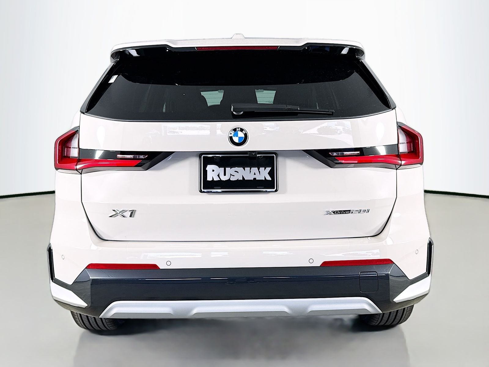 New 2026 Dune Grey Metallic BMW xDrive28i image 6