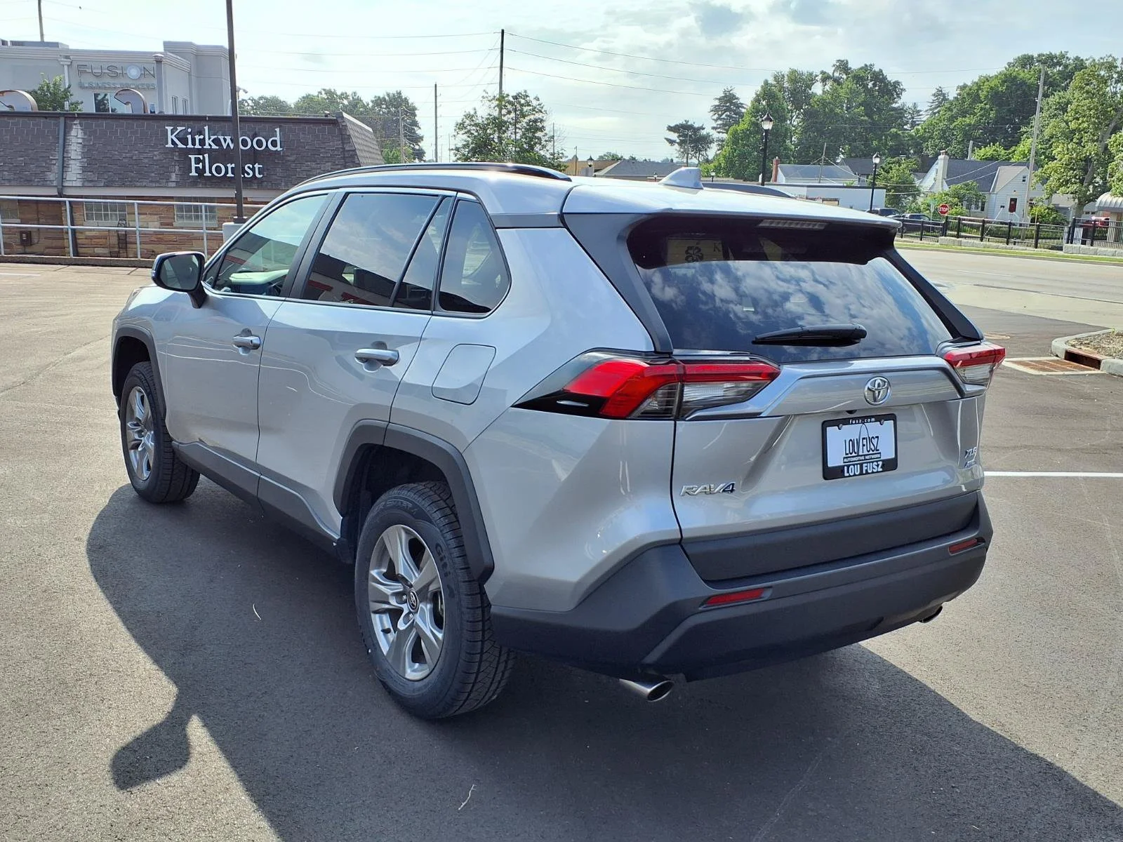 Used 2024 Silver Sky Metallic Toyota XLE image 27