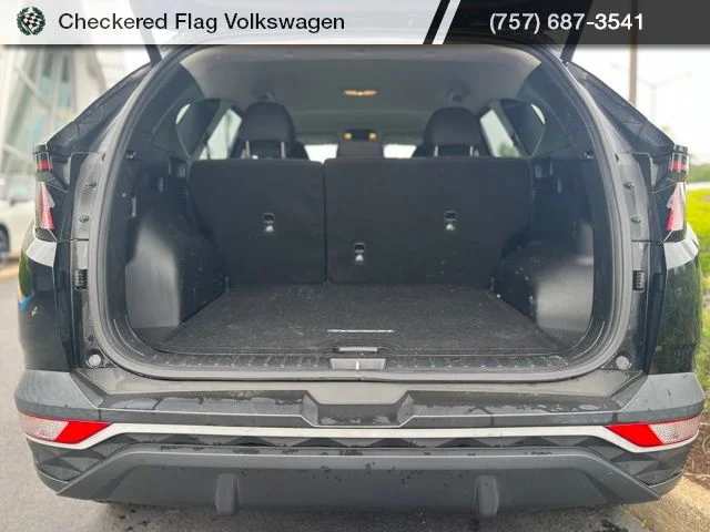 Used 2023 Phantom Black Hyundai SEL image 50