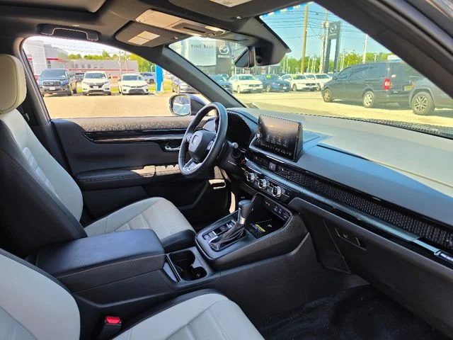 2025 Honda CR-V Sport Touring - Photo 11