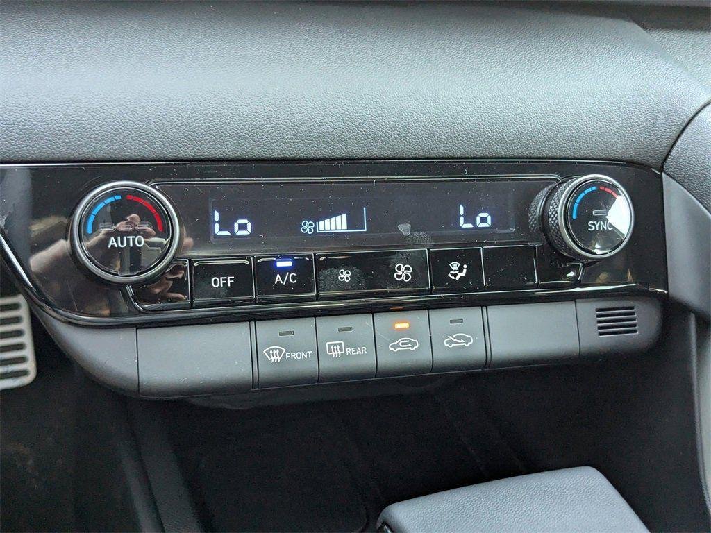New 2026 White Hyundai SEL Sport image 22