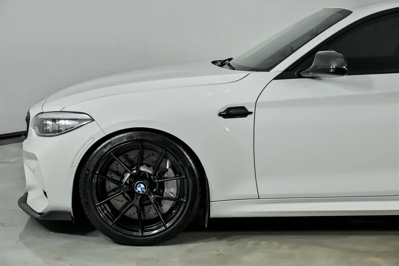 Used 2019 Alpine White BMW Competition image 6
