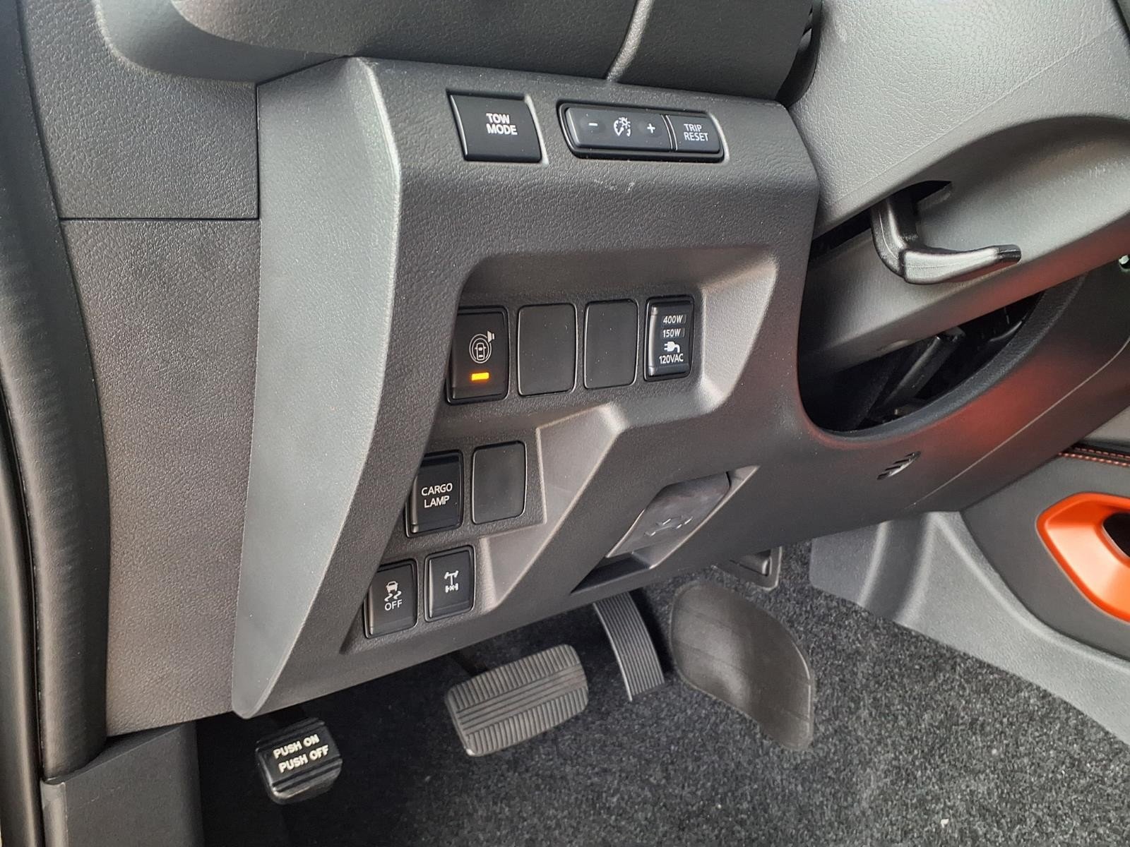 2026 Nissan Frontier Crew Cab PRO-4X® Long Bed Black at Robbins Nissan