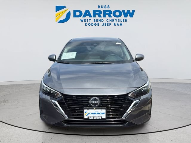 Used 2025 Gray Nissan SV image 8