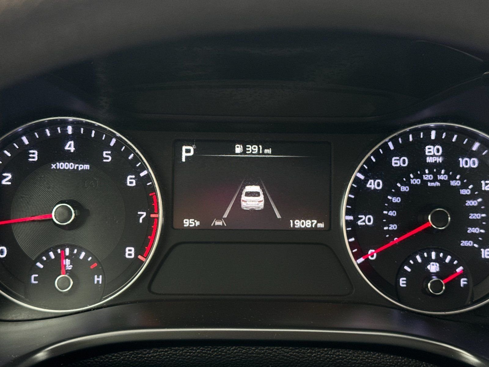 Certified Used 2023 White Kia LXS image 21
