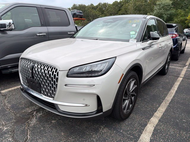 Used 2023 White Lincoln Standard image 3
