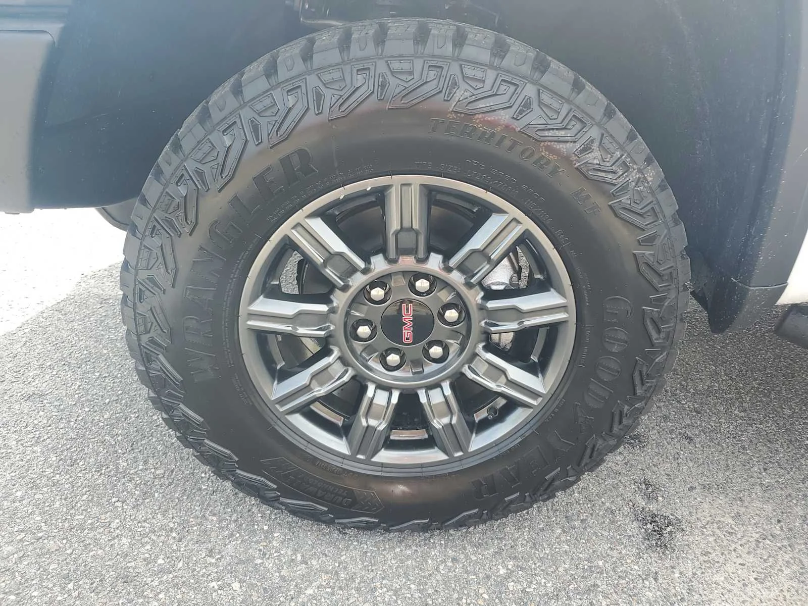 New 2026 Summit White GMC AT4X image 10