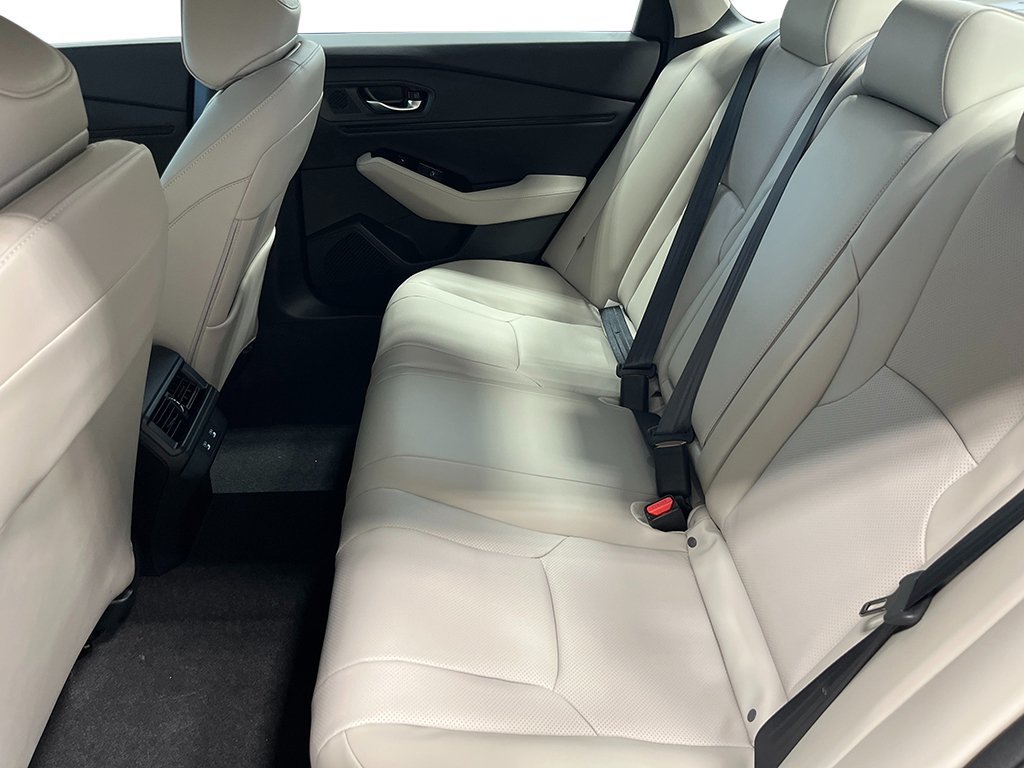 New 2026 Platinum White Pearl Honda Touring image 25