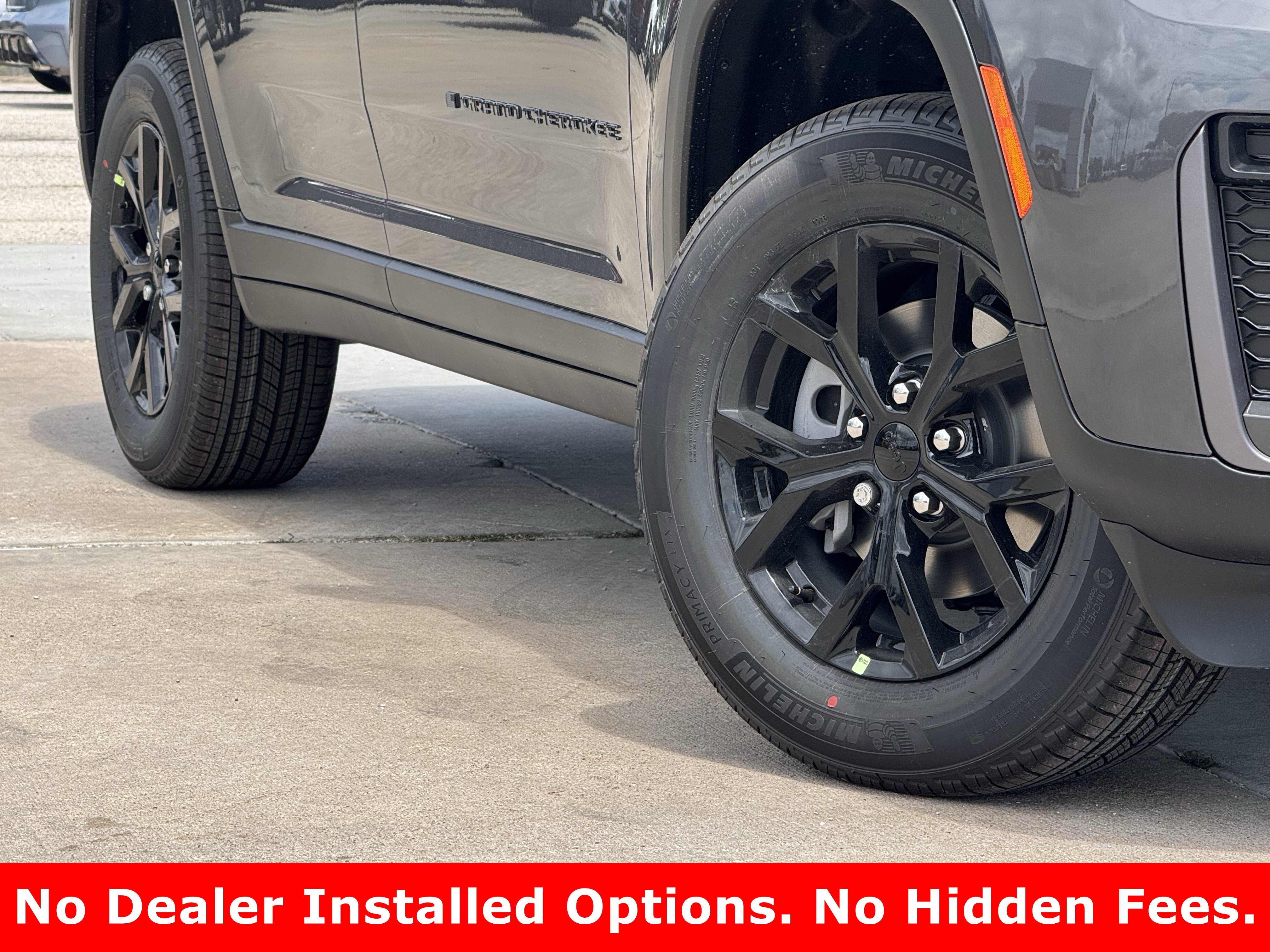 New 2026 Baltic Gray Metallic Clearcoat Jeep Laredo Altitude image 11