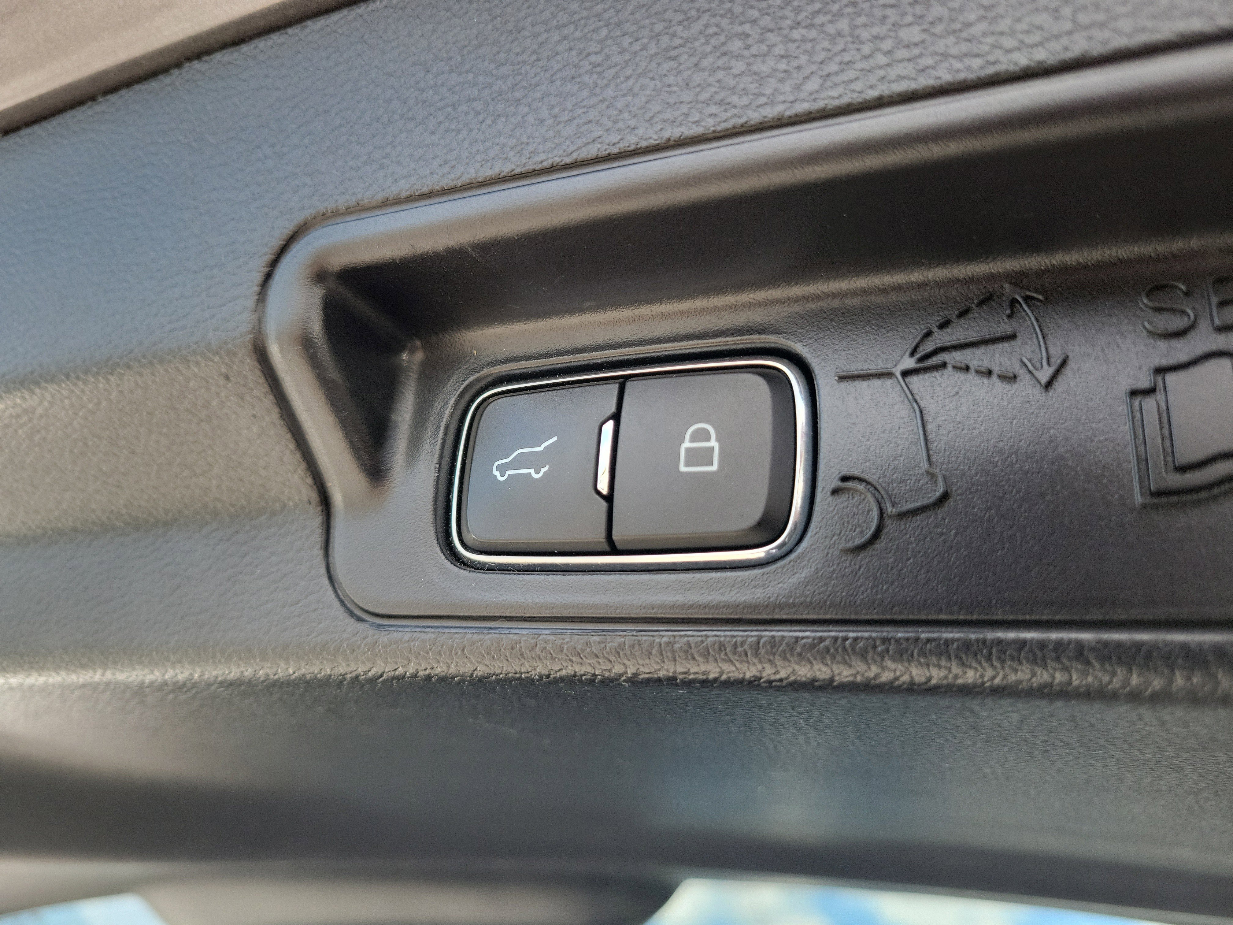 Used 2021 Gray Metallic Ford XLT image 10