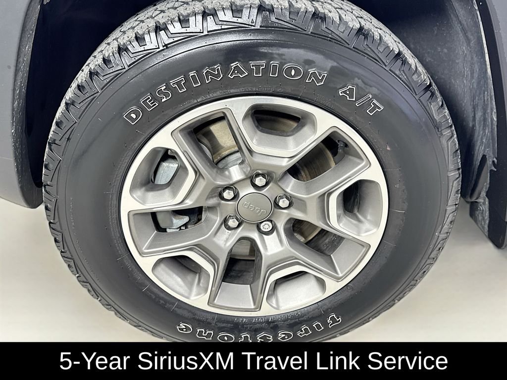 Used 2022 Bright White Clearcoat Jeep Trailhawk image 41