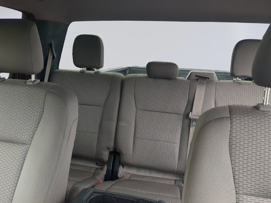 Used 2016 Gray Ford XLT image 18