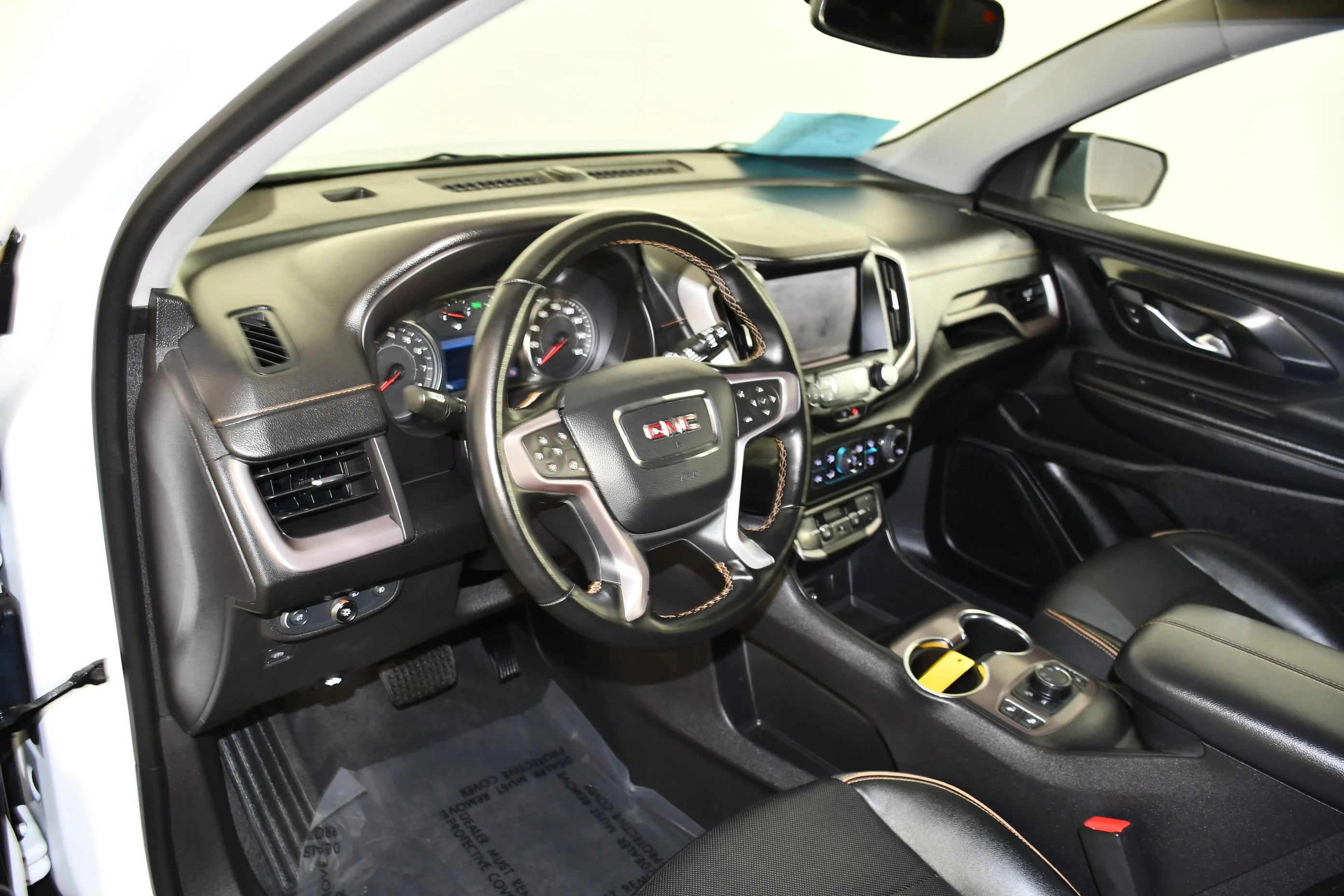 Used 2024 Summit White GMC AT4 image 39
