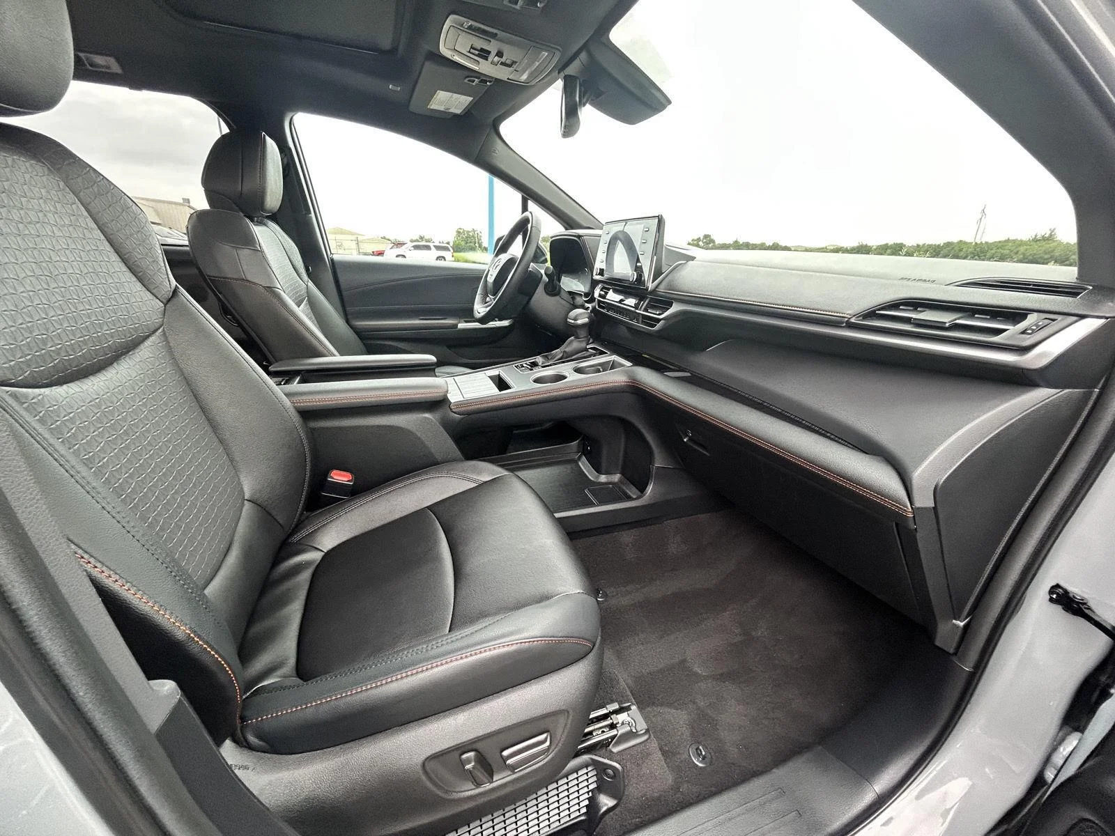 Used 2024  Toyota XSE image 22
