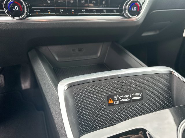 2027 Chevrolet Equinox LT - Photo 46