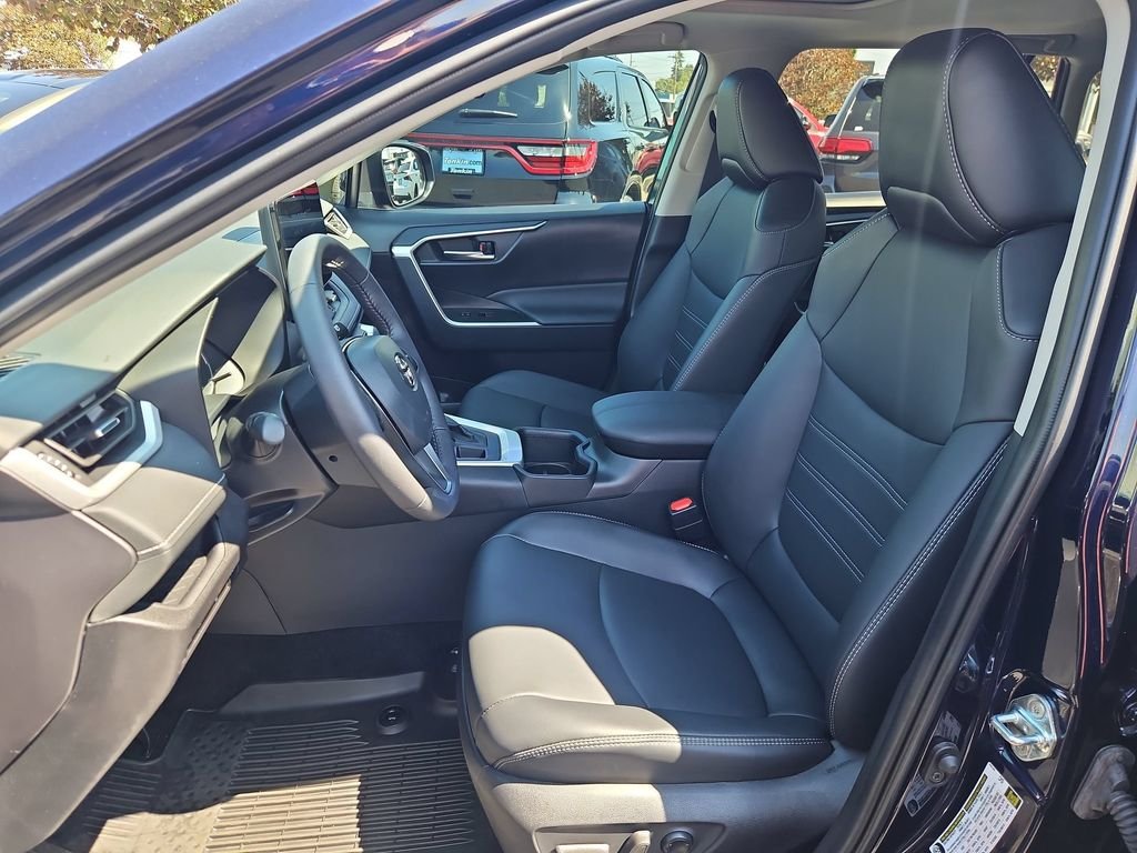 Used 2025 Blueprint Toyota XLE Premium image 21