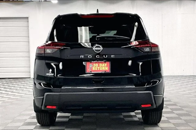 New 2027 Super Black Nissan SV image 5