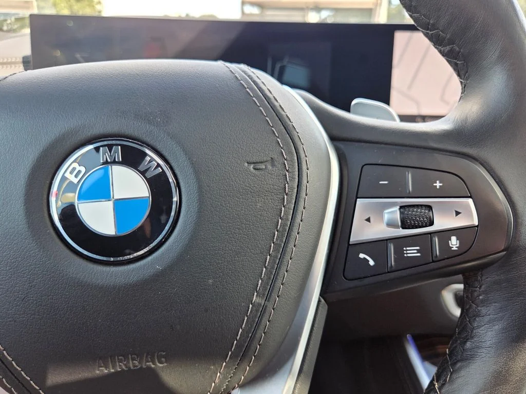 Used 2026 White BMW xDrive40i image 14