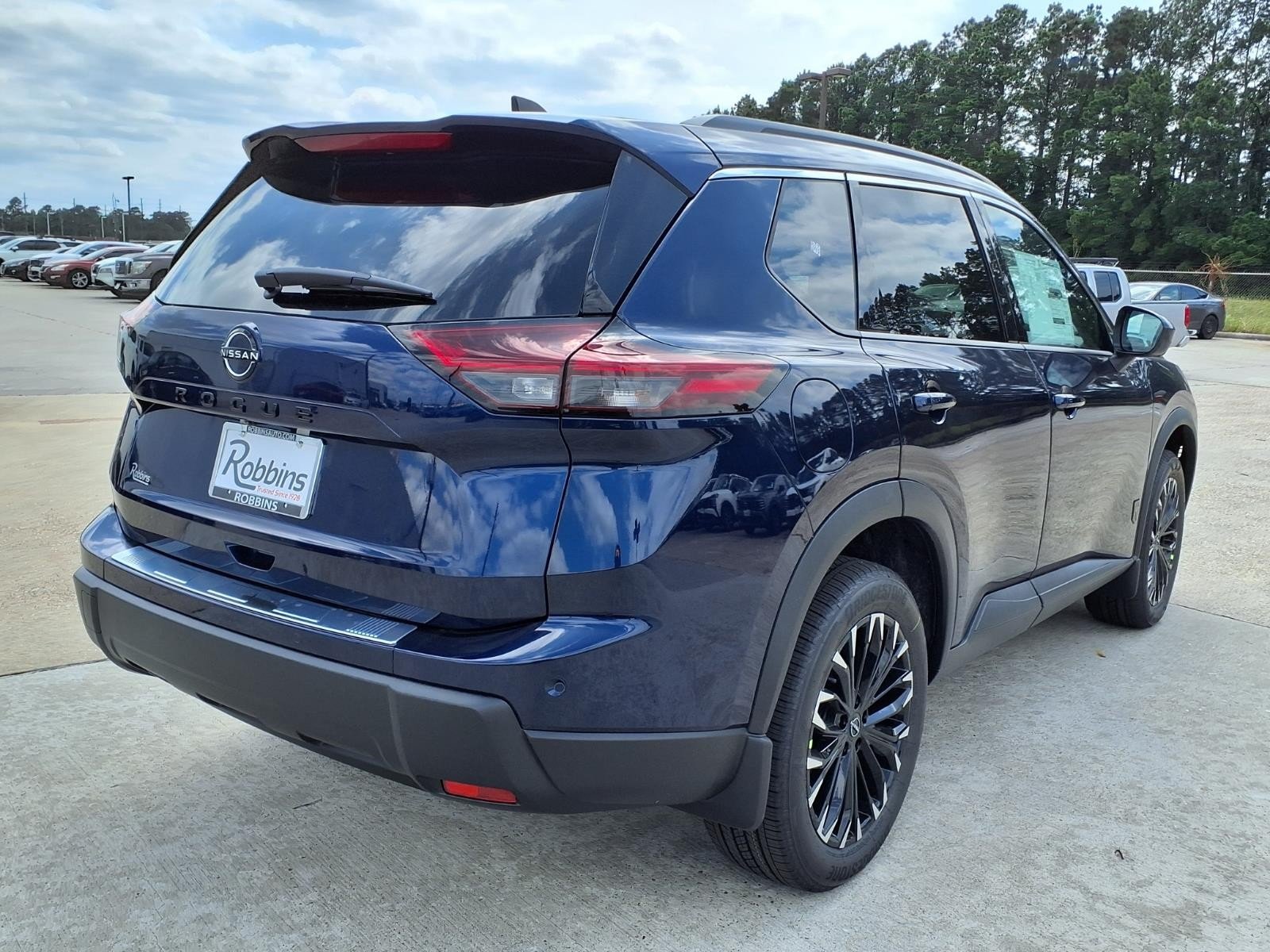 2026 Nissan Rogue Dark Armor™ Blue at Robbins Nissan
