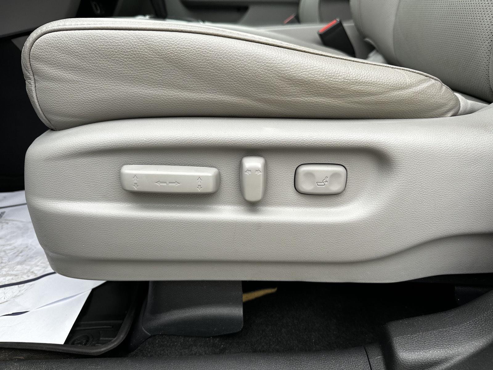 Used 2019 Lunar Silver Metallic Honda RTL-E image 8