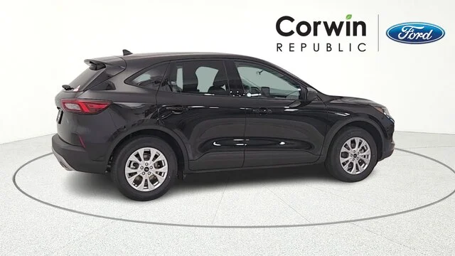 New 2026 Agate Black Metallic Ford Active® image 31