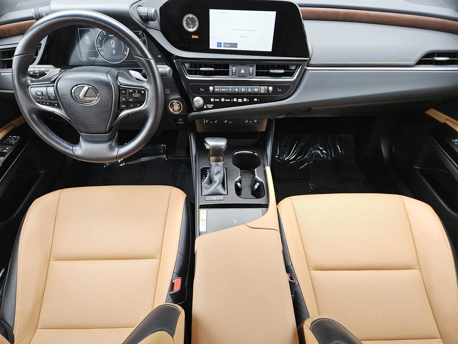 Certified Used 2025 IRIDIUM Lexus  image 21