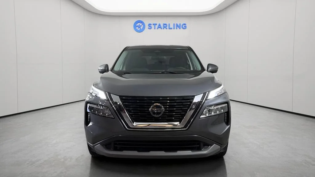 Used 2021 Gray Nissan SV FWD image 15