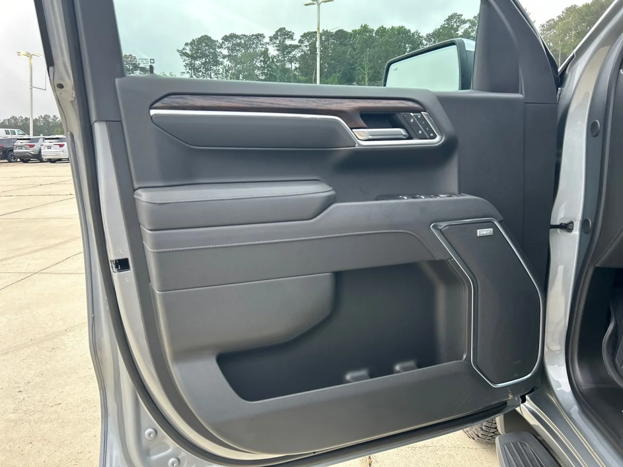 New 2026 Sterling Metallic GMC SLT image 10